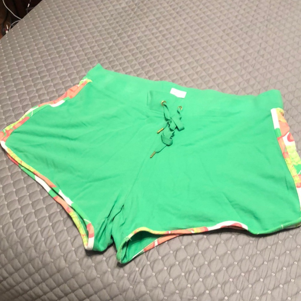 Crown & ivy beach shorts
